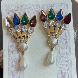 Elegant Vintage Multicolor Foil Back Rhinestone Drop Clip Fan Earrings 1960's